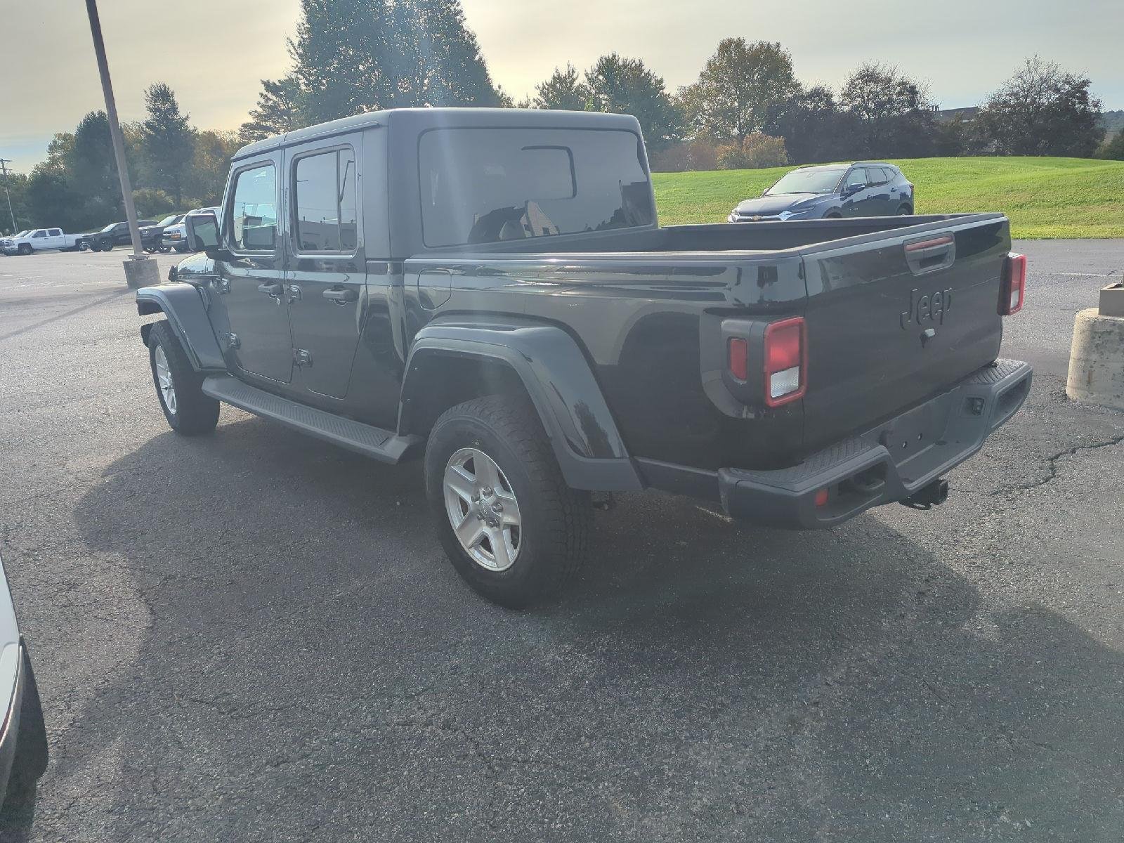 Used 2023 Black Clearcoat Jeep Sport S image 5