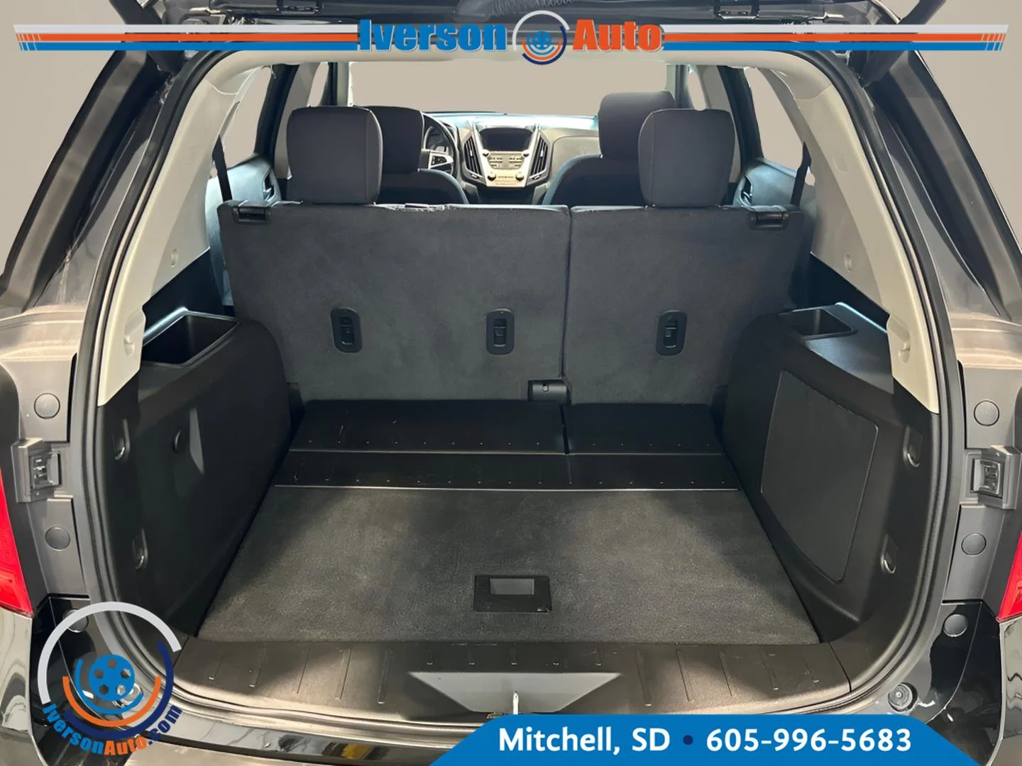Used 2017 Mosaic Black Metallic Chevrolet LT image 24