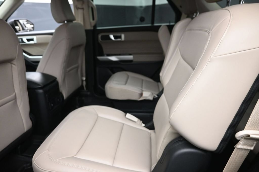 Used 2023 Gray Ford XLT image 14