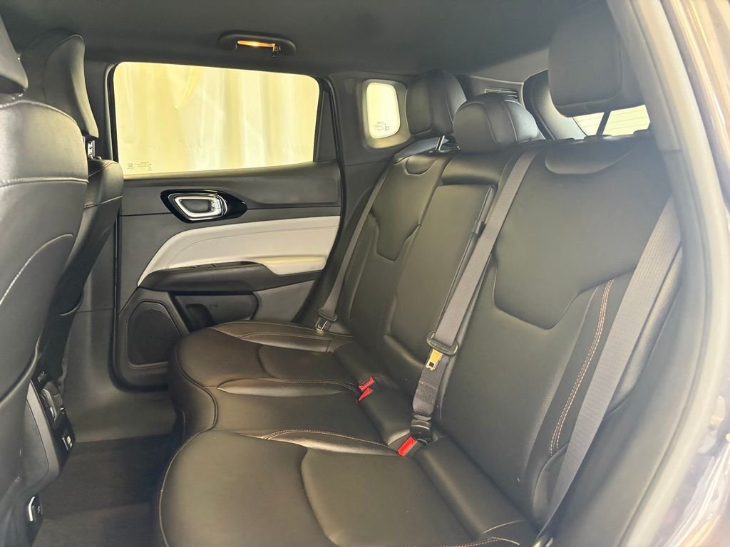 Used 2024 Gray Metallic Jeep Limited image 25