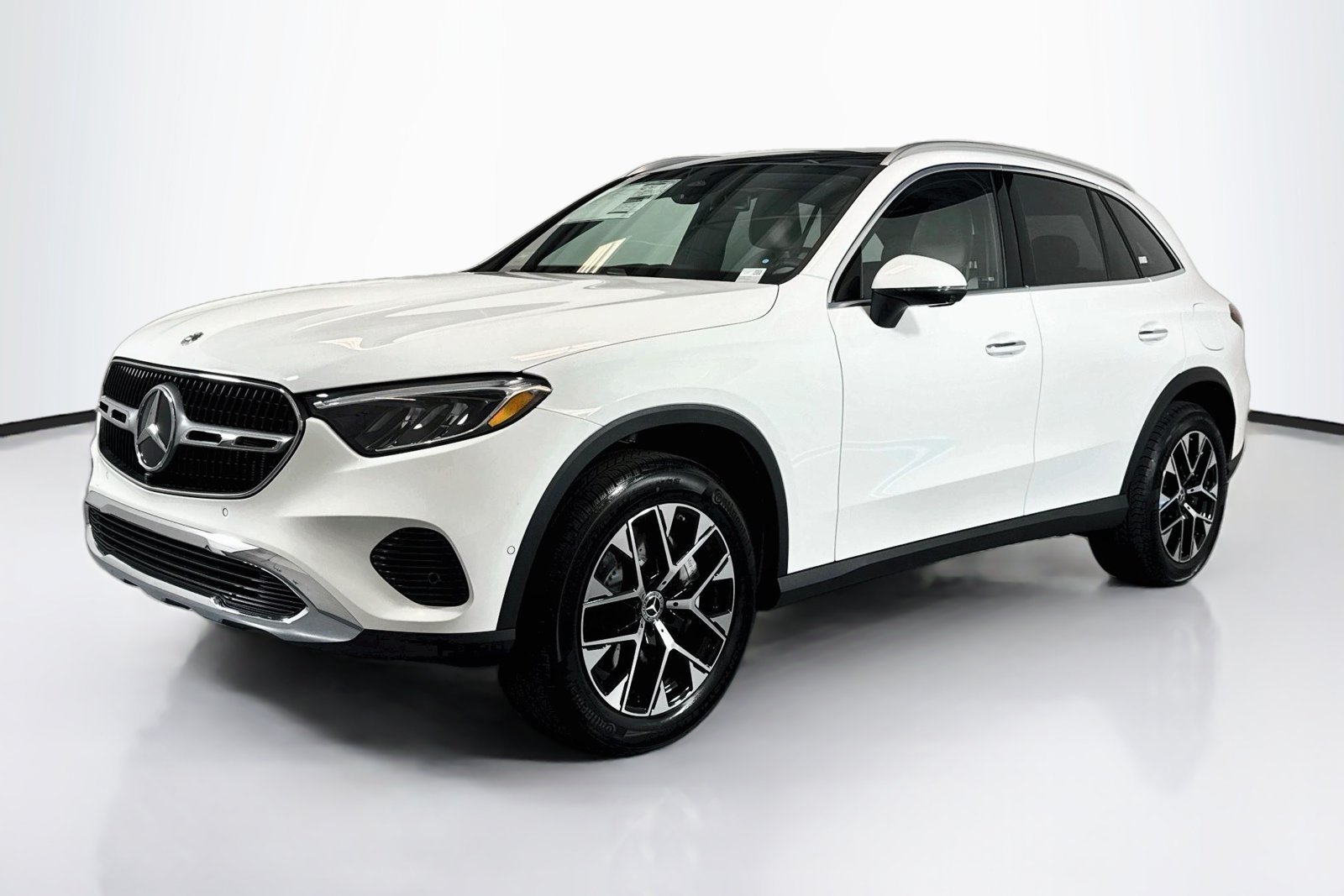 New 2027 Polar White Mercedes-Benz GLC 350e image 1
