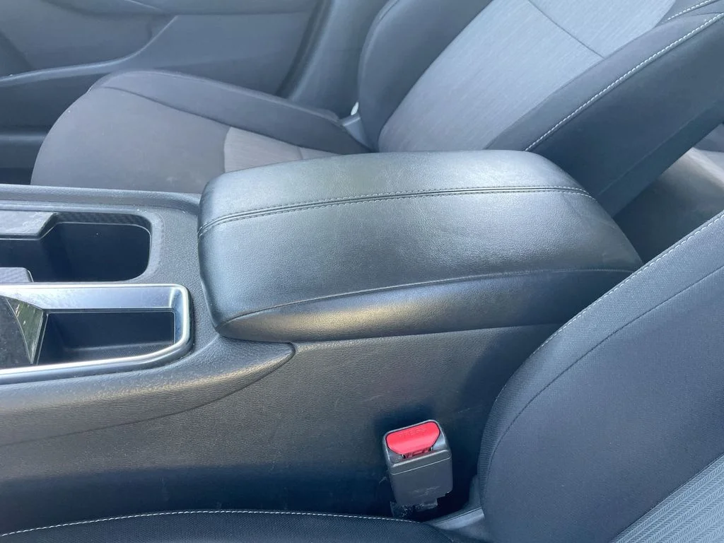 Used 2020 Gray Nissan SV image 21