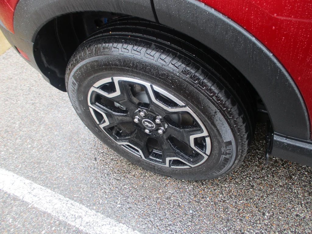 Used 2025 Ruby Red Metallic Tinted Clearcoat Ford Outer Banks image 25