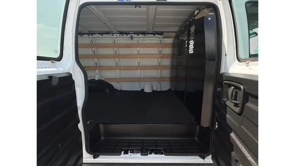 2025 Chevrolet Express Cargo Work Van - Photo 42