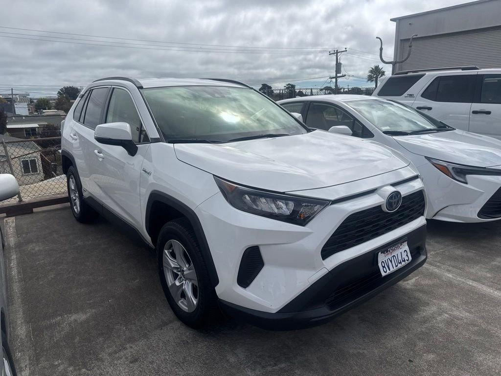 Used 2021 White Toyota LE image 6