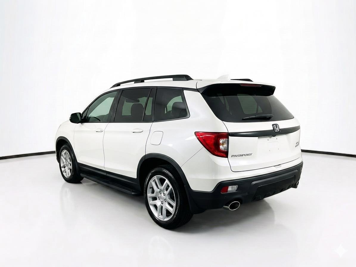 Used 2025 Platinum White Pearl Honda EX-L image 8