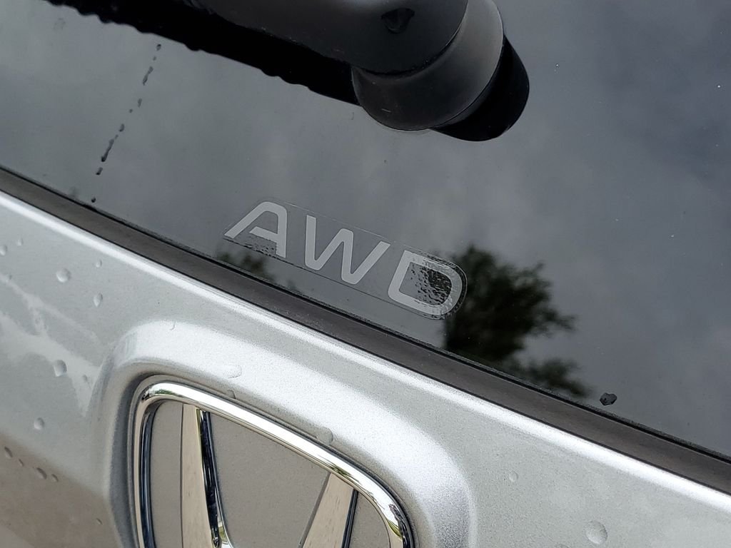 Used 2026 Solar Silver Metallic Honda AWD LX image 7