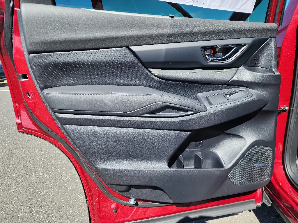 Used 2026 Crimson Red Pearl Subaru Onyx Edition Touring image 36