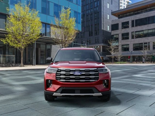 New 2027 Ruby Red Metallic Tinted Clearcoat Ford Active image 3