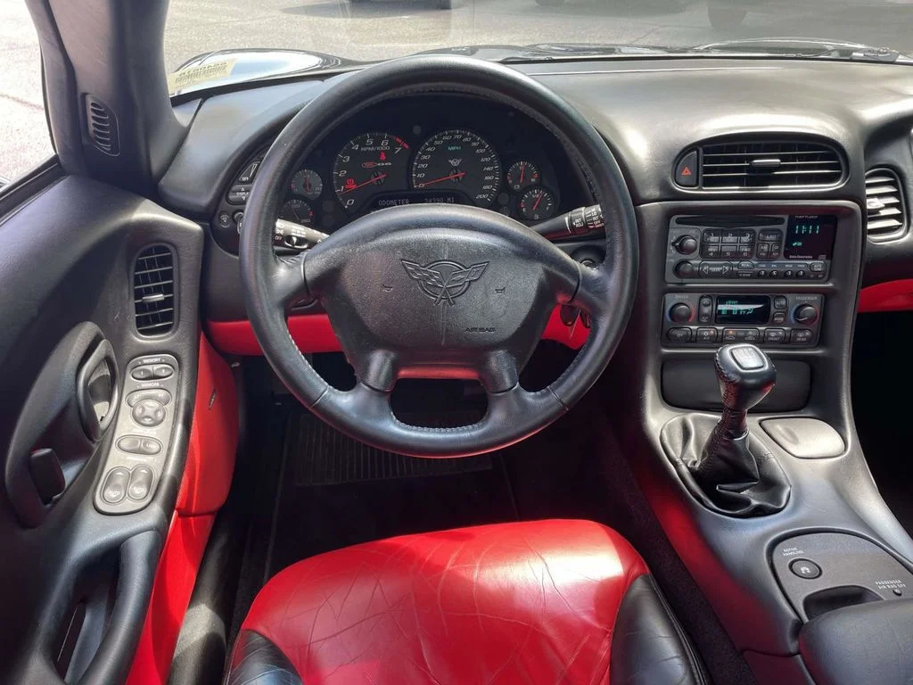 Used 2004 Black Chevrolet Z06 image 20