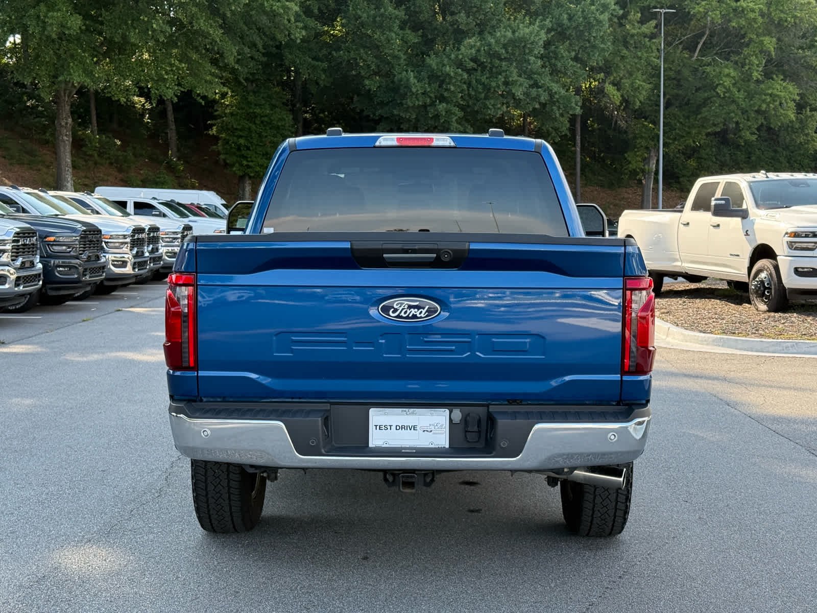 Used 2024 Atlas Blue Metallic Ford XLT image 4