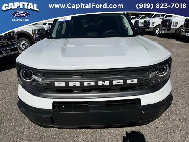 Used 2021 White Ford Big Bend image 10
