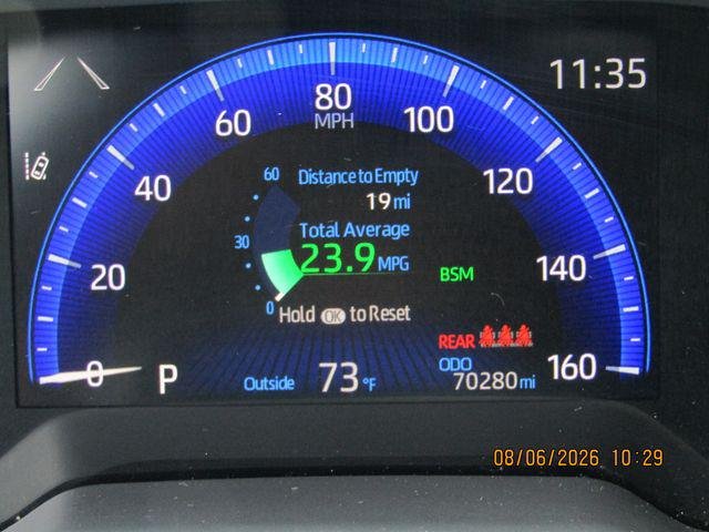 Certified Used 2020 CLASSIC SILVER MET Toyota  image 11
