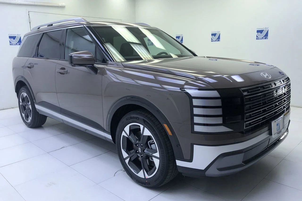 2026 Hyundai Palisade Limited AWD's photo