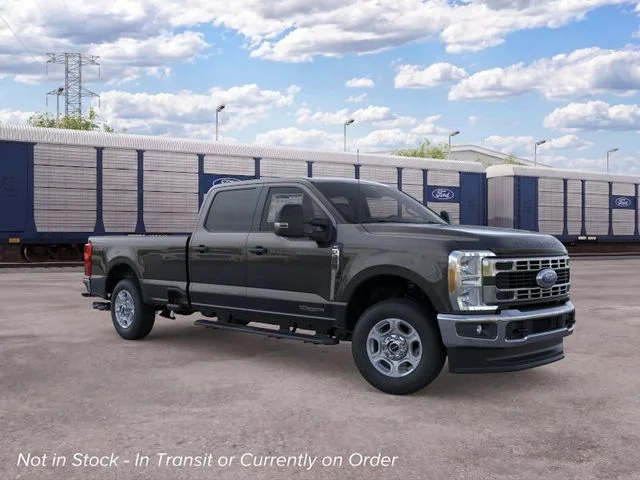 New 2026 Agate Black Metallic Ford XLT image 29