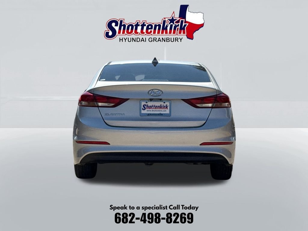 Used 2017 Silver Hyundai SE image 7