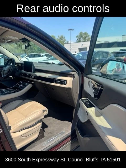 Used 2023 Red Lincoln Reserve image 19