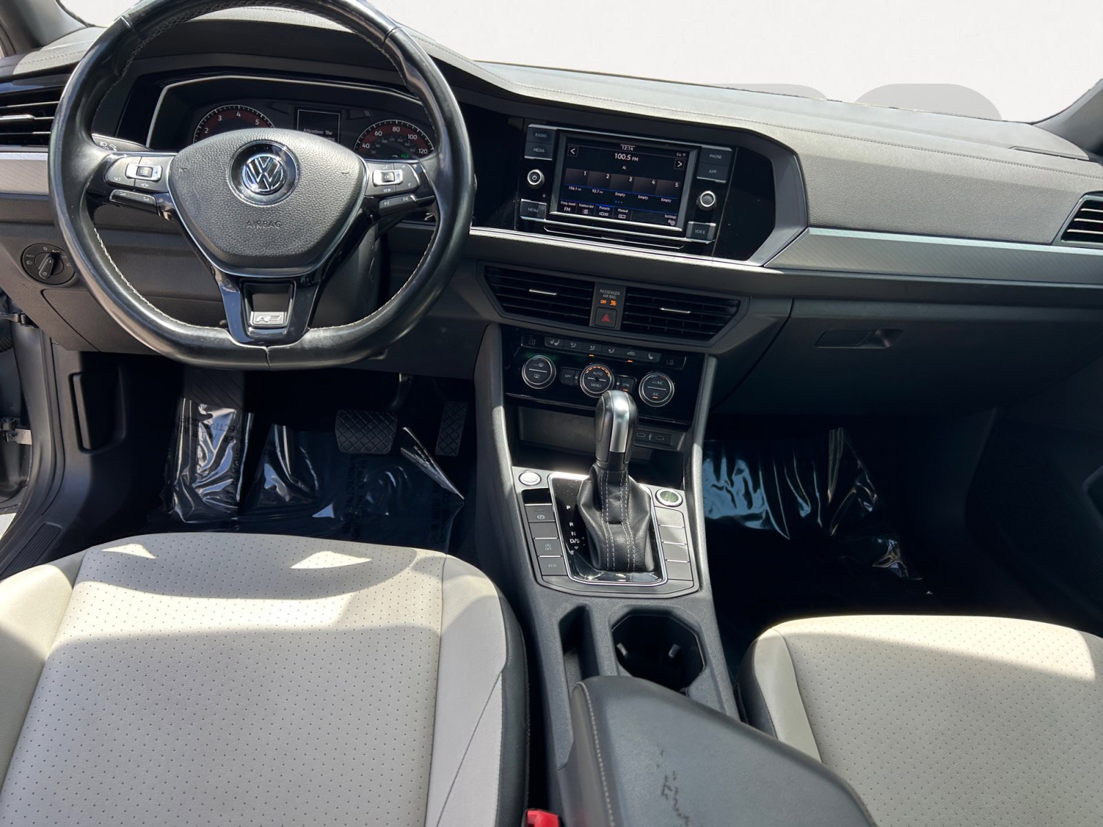 Used 2020 Platinum Gray Metallic Volkswagen R-Line image 3