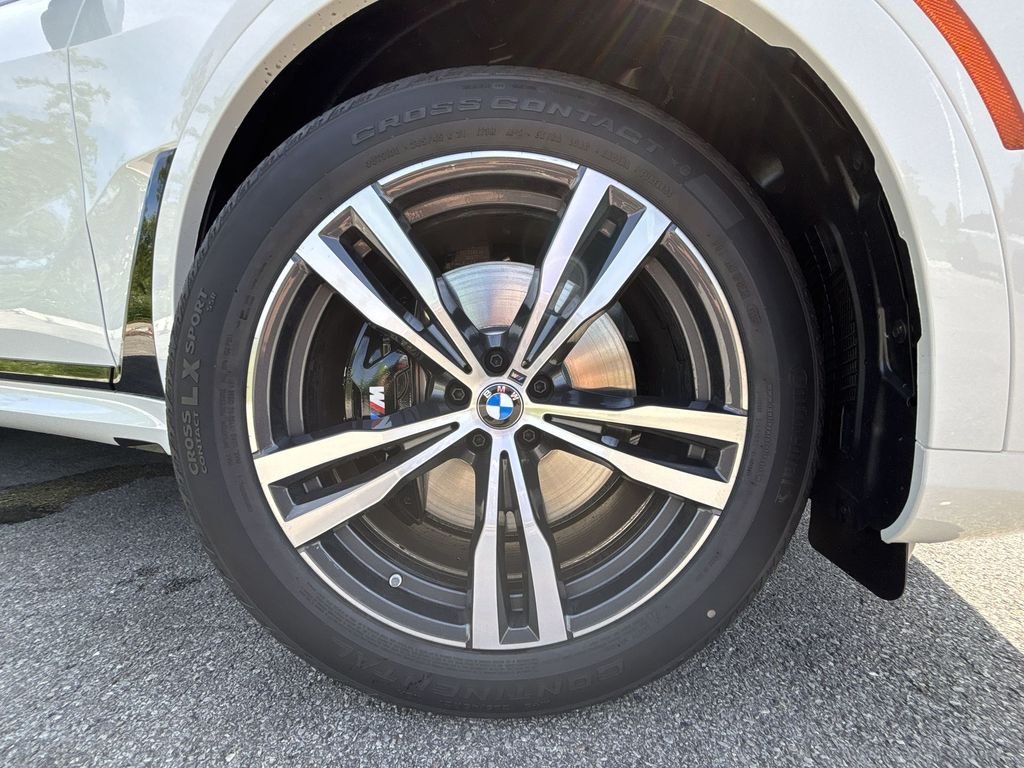 New 2027 Alpine White BMW xDrive40i image 19