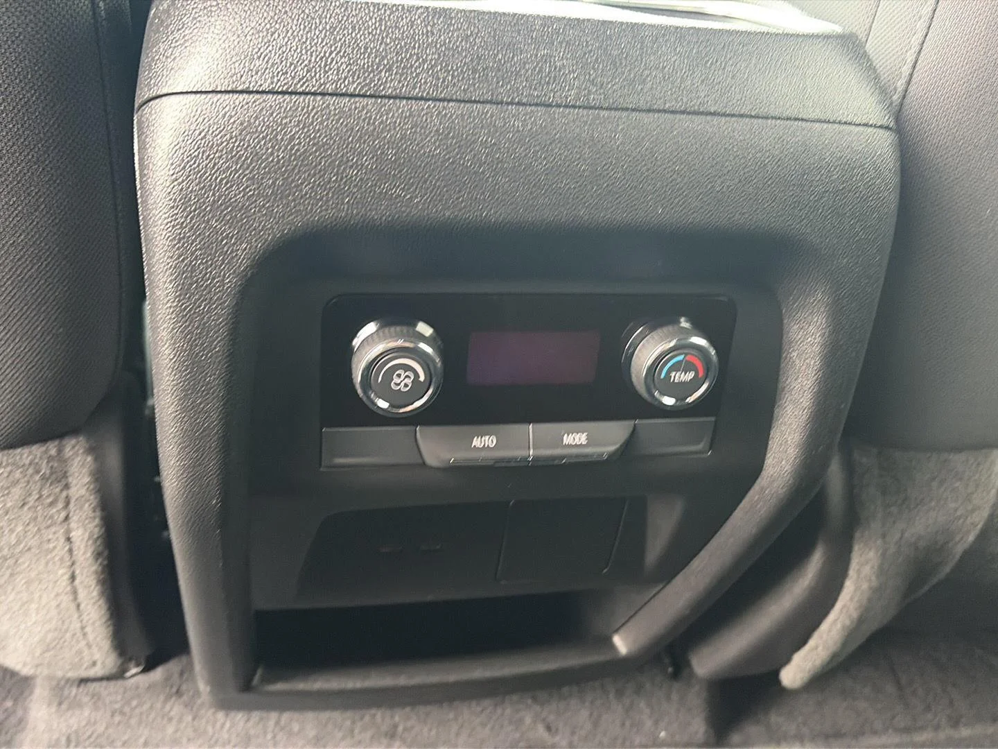 Used 2025 Mosaic Black Metallic Chevrolet LT image 14