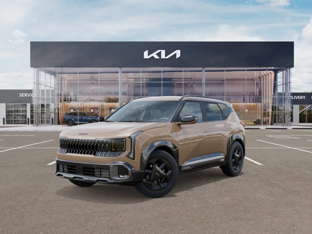New 2027 Terrain Brown Kia X-Line S image 1