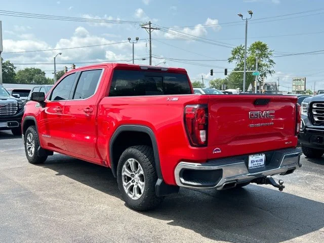 Used 2020 Cardinal Red GMC SLE image 7