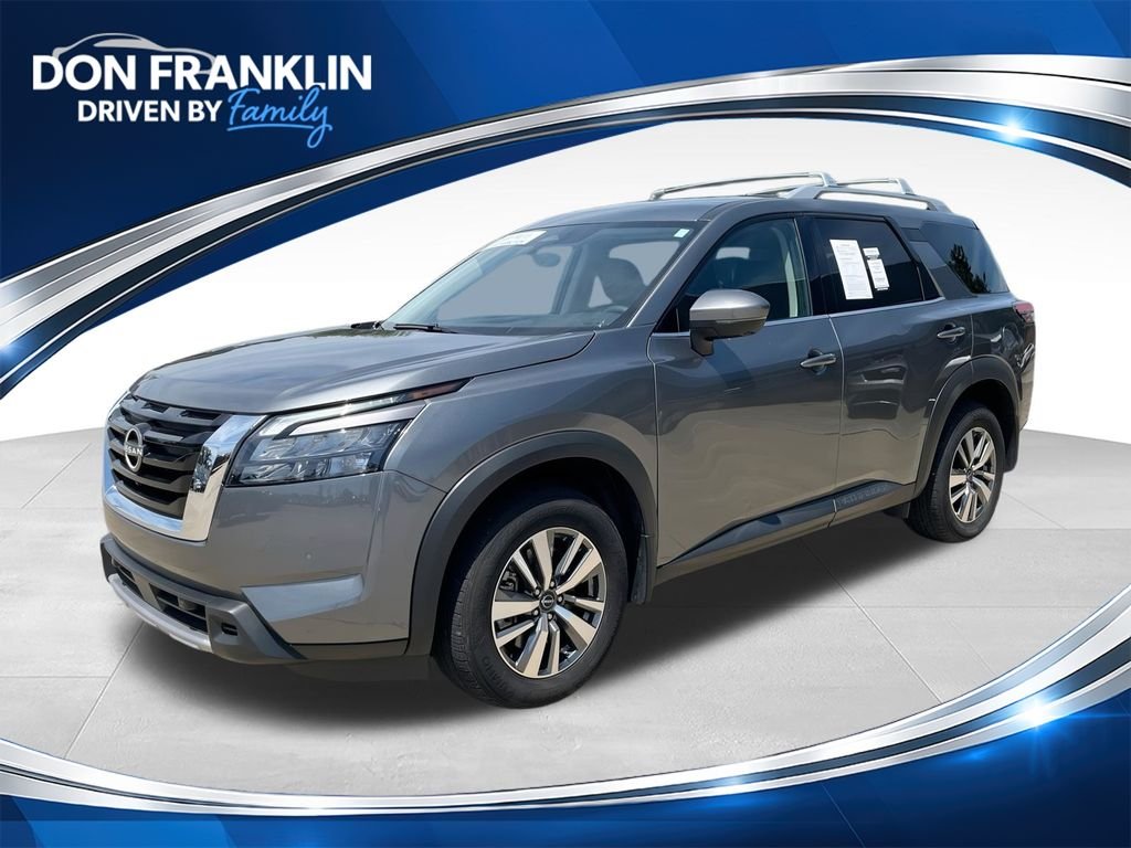 Used 2025 Gray Nissan SL image 1