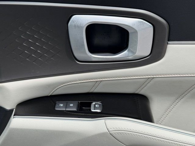 Certified Used 2025 Gray Kia SX Prestige image 9