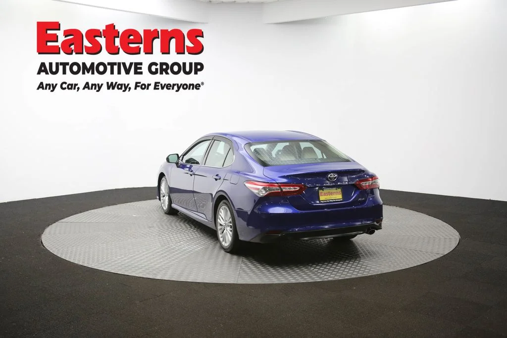Used 2018 Blue Toyota XLE image 62