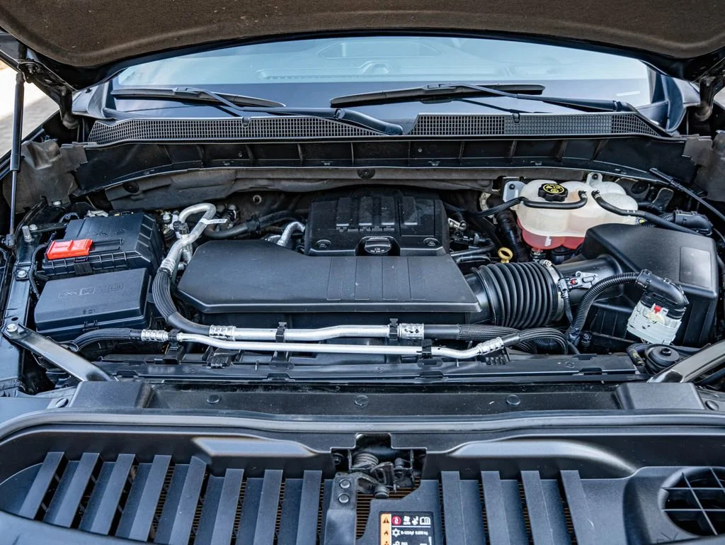 Used 2024 Black Chevrolet Custom image 39
