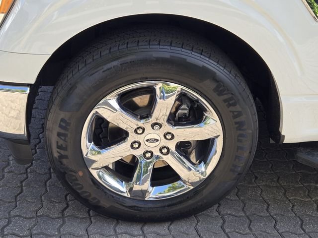 Used 2022 White Ford XLT image 11