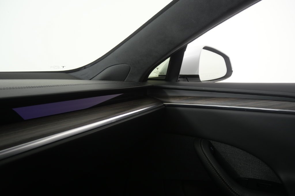 Used 2023 Pearl White Multi-Coat Tesla Base image 31