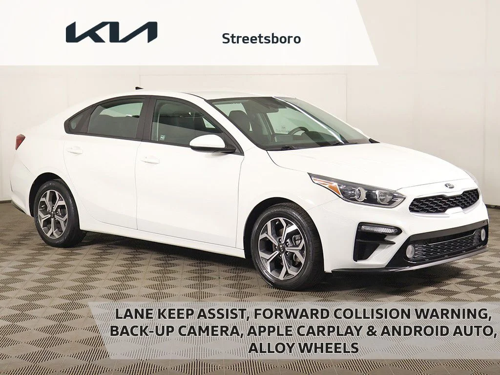 2020 Kia Forte LXS AT's photo