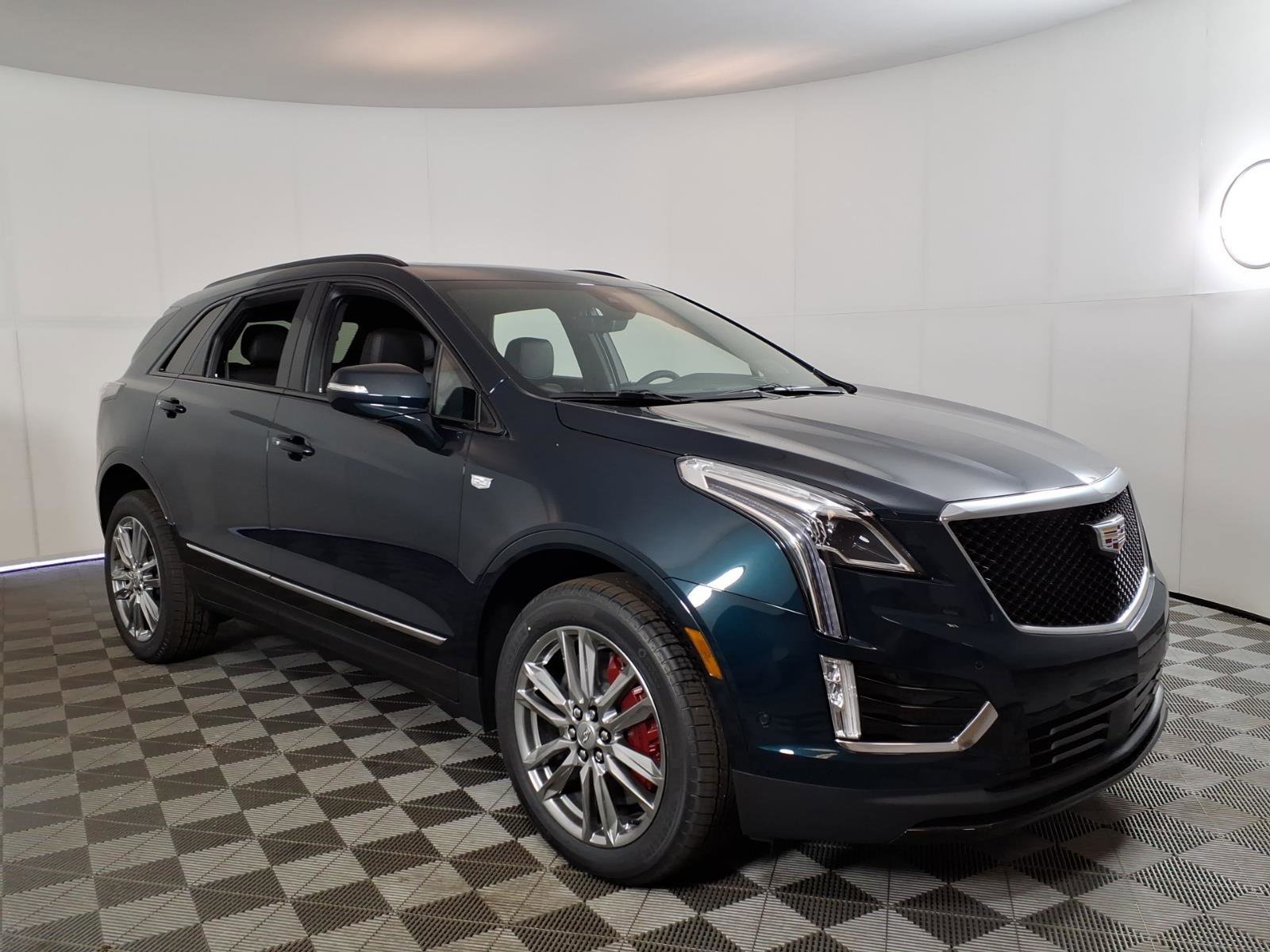 2026 Cadillac XT5 AWD Sport's photo