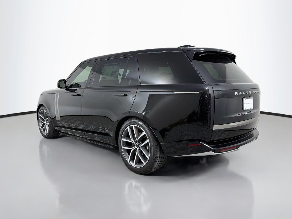 New 2027 Santorini Black Land Rover SE image 7