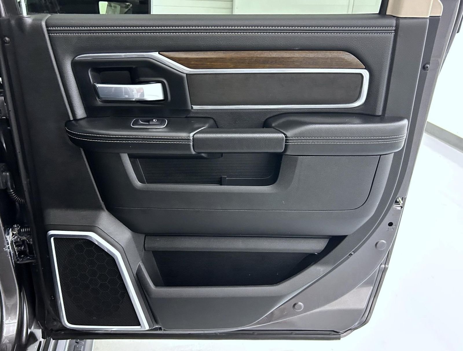 Used 2024 Gray Ram Laramie image 17