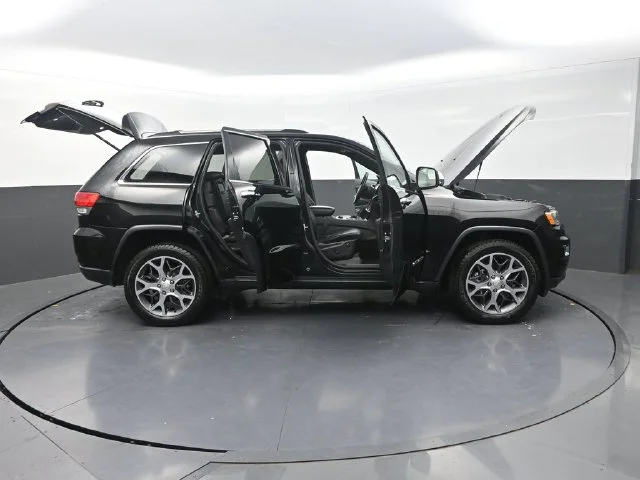 Used 2019 Black Jeep Limited image 39