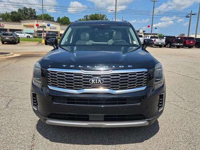 Used 2020 Black Kia EX image 2
