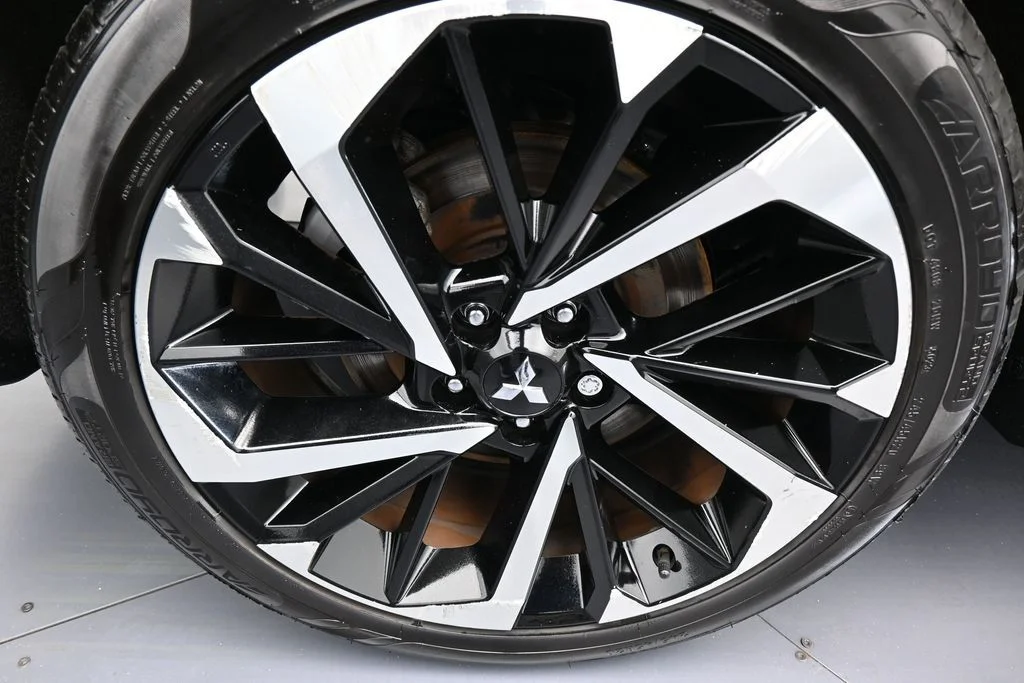 Used 2022 Black Mitsubishi SEL image 51