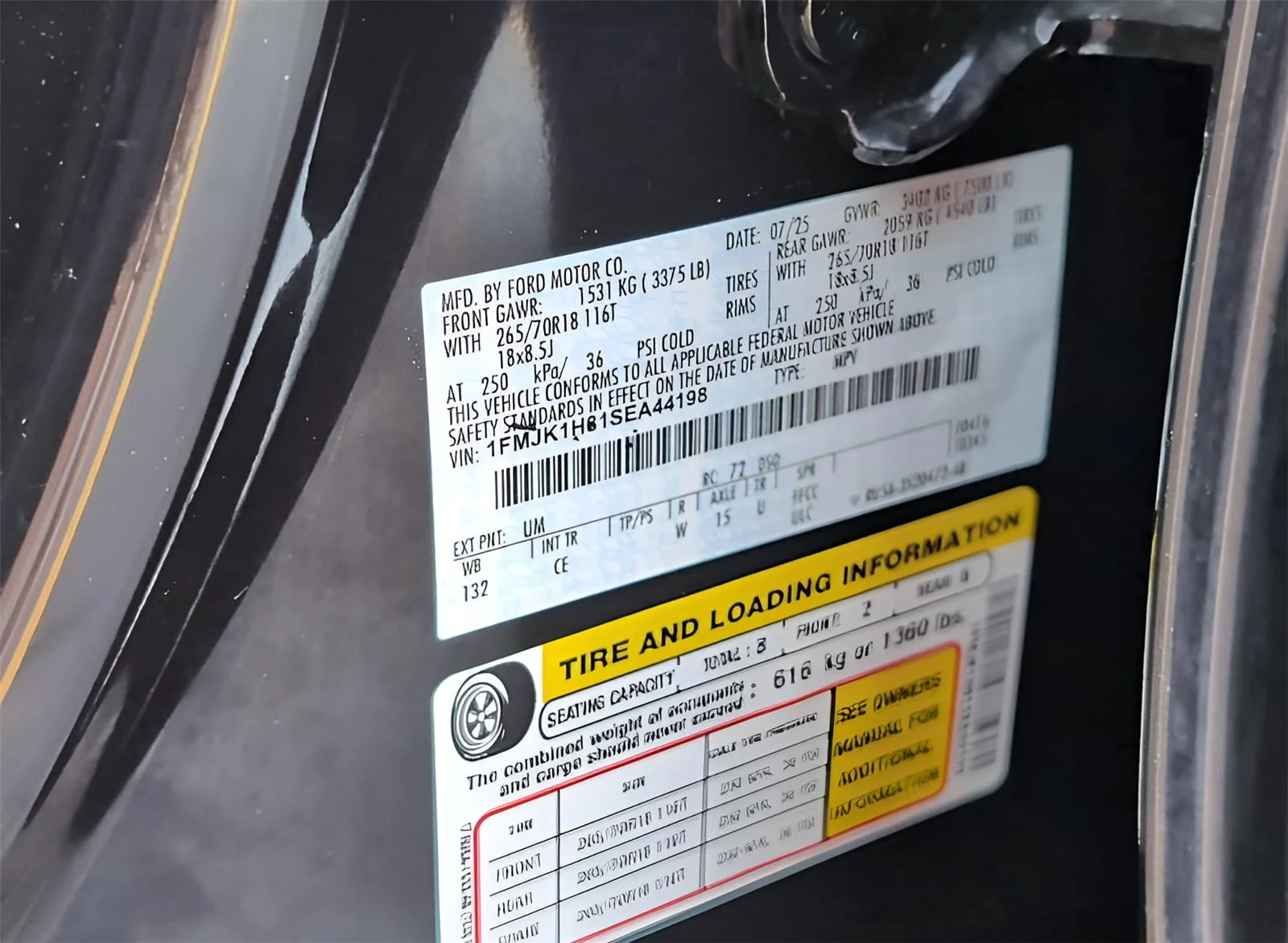 Used 2025 Agate Black Ford Active image 7