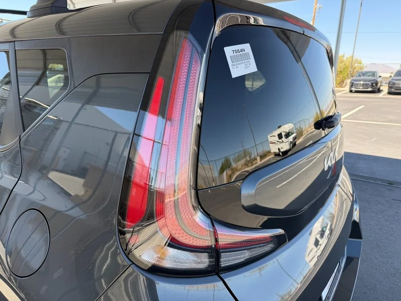 Used 2023 Gravity Gray Kia GT-Line image 26