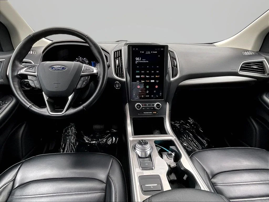 Certified Used 2024 Atlas Blue Metallic Ford SEL image 7