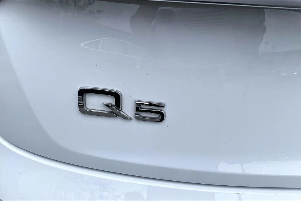 Used 2023 White Audi 40 Premium image 24