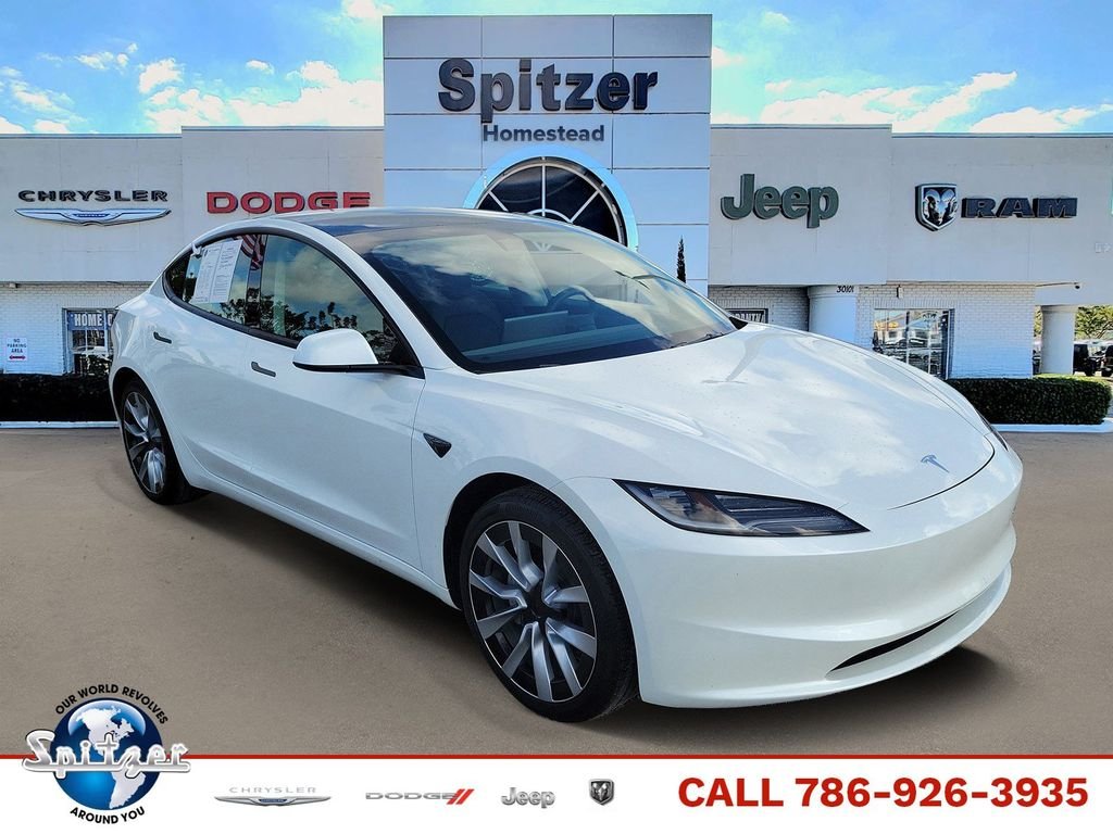 2024 Tesla Model 3 -'s photo