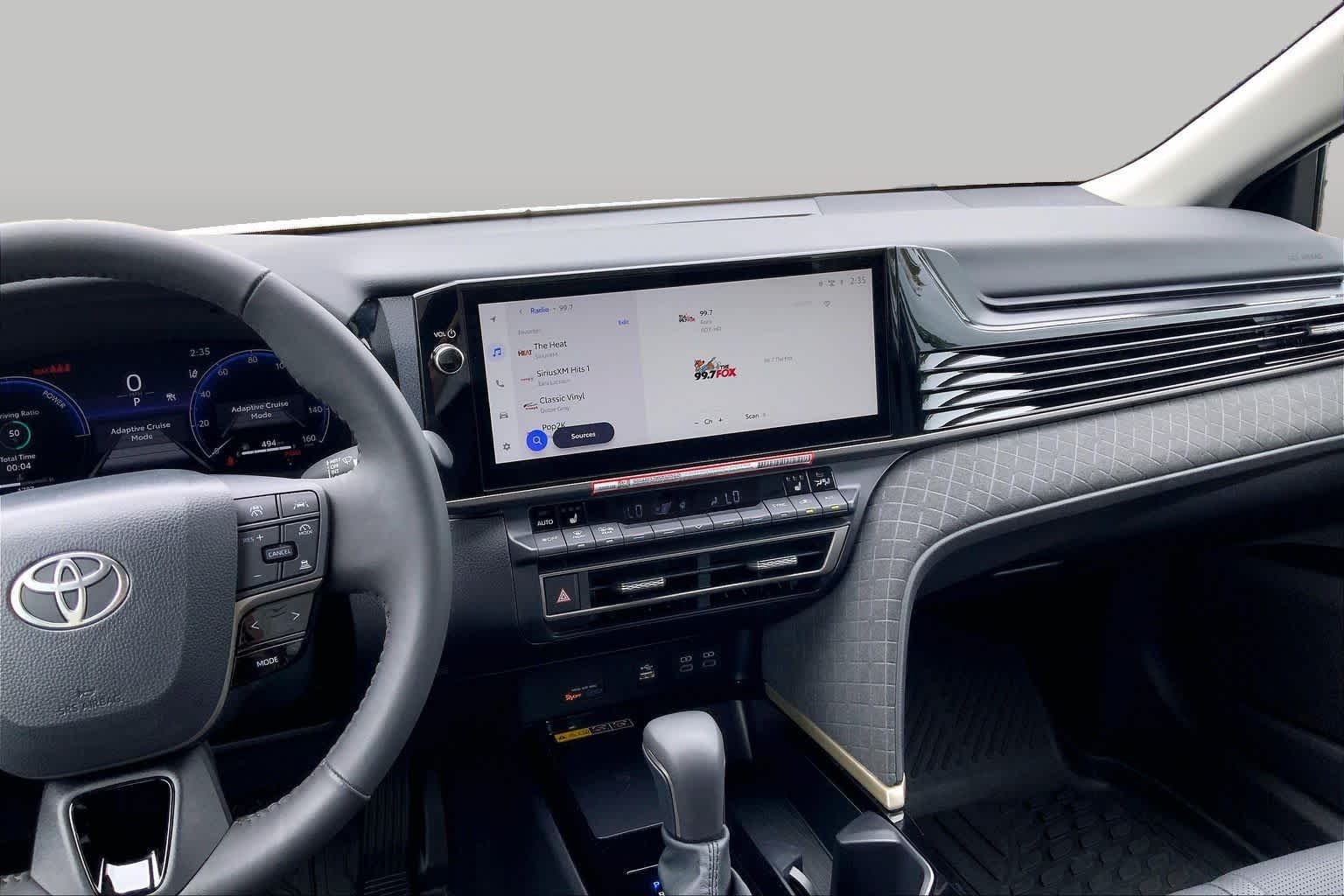 2026 Toyota Camry XLE - Photo 7