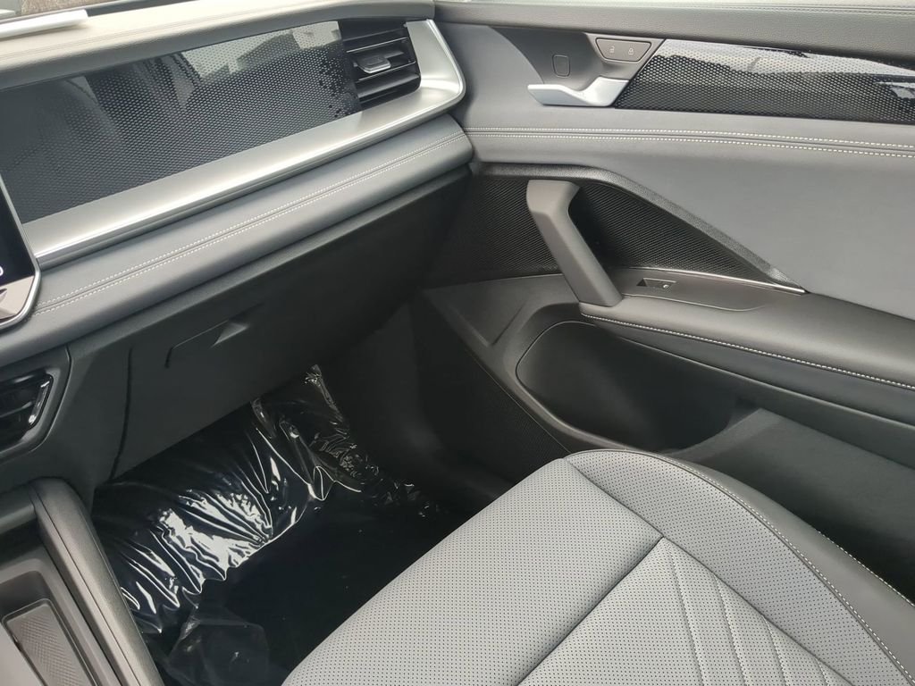 2025 Volkswagen Tiguan SE R-LINE BLACK - Photo 16