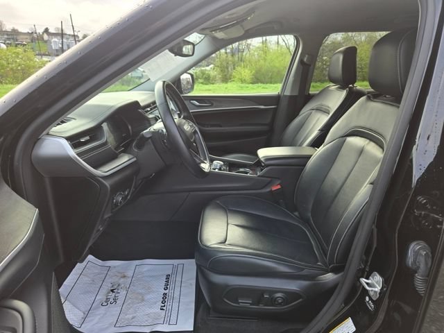 Used 2021 Black Jeep Limited image 9