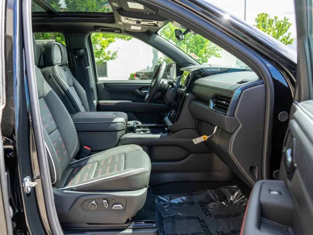 New 2026 Onyx Black GMC AT4 Ultimate image 10
