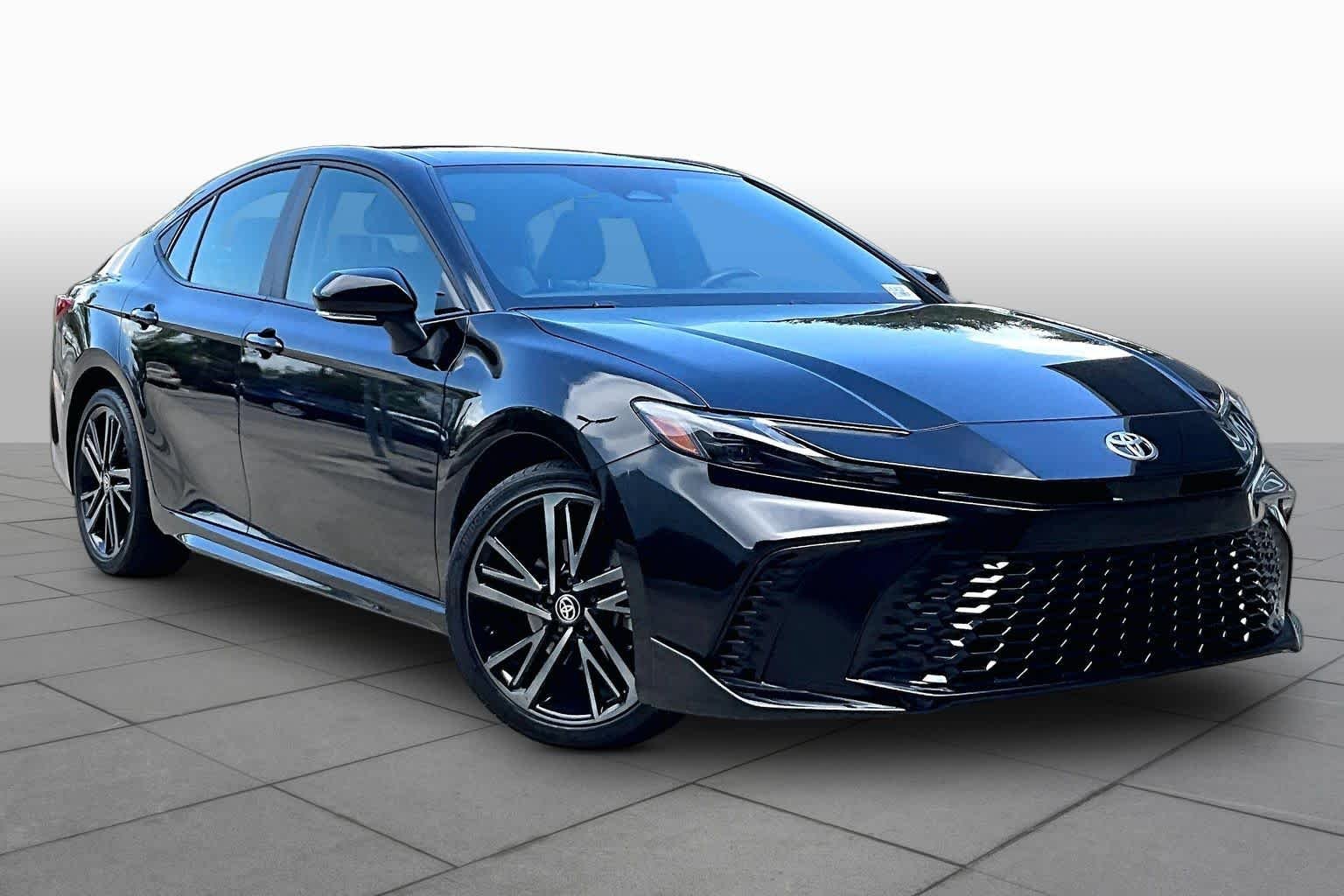 Used 2025 Midnight Black Metallic Toyota XSE image 3
