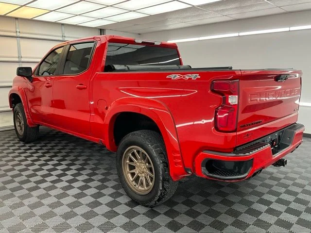 Used 2023 Red Chevrolet RST image 20
